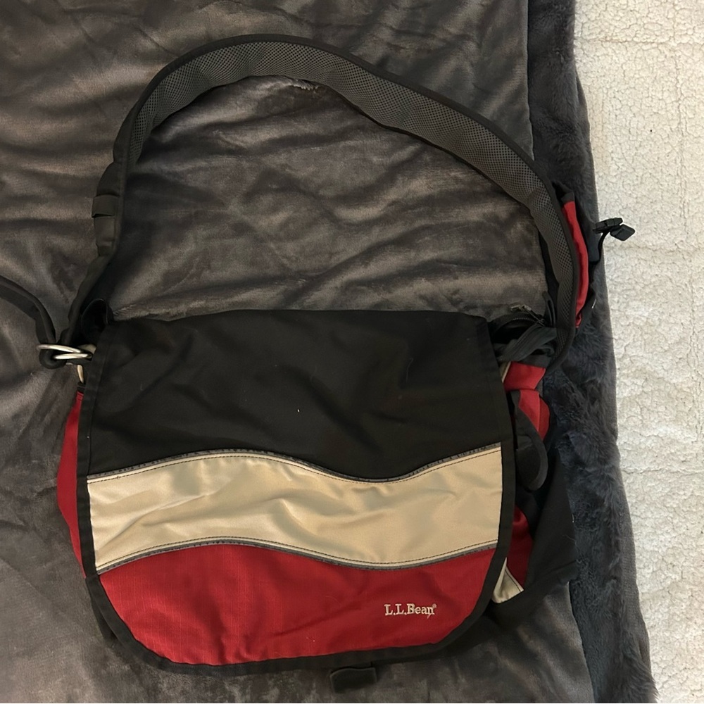 LL BEAN Messenger & Computer Bag Gently Used Black and Red Vintage - Picture 2 of 13